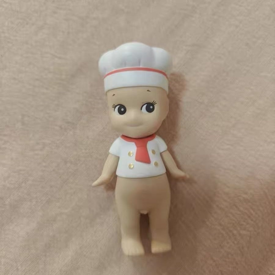 10CM doll clothes. Decorate the clothes on the cute doll to make it look even more attractive.